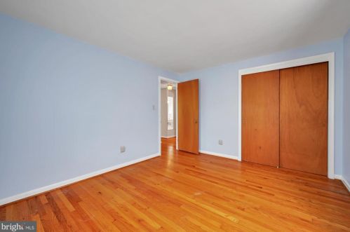 924 Sherry Ln, Lancaster PA 17601-2024 exterior