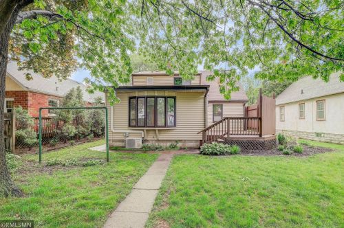 815 Holton St, Saint Paul, MN 55104-1316