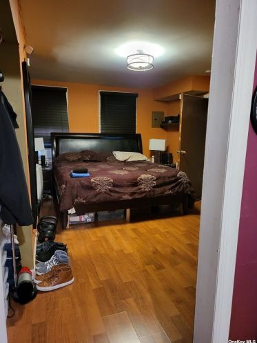 526 Wales Ave, Bronx NY 10455-4444 exterior