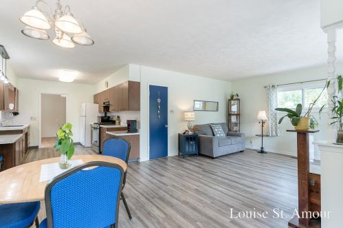 1020 Laketon Ave, Meskegon MI 49441-2969 exterior