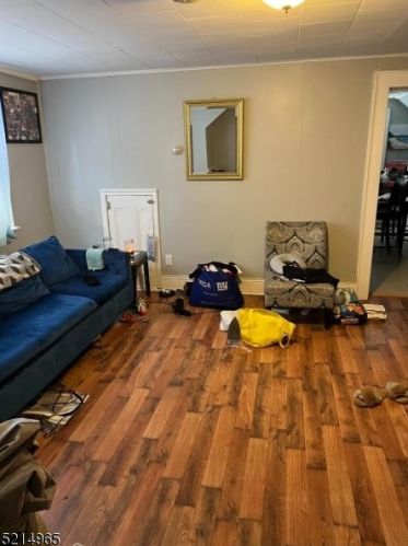 204 2 St, Newark NJ 07107-3106 exterior