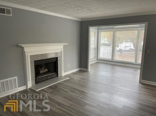 905 Gettysburg Pl, Atlanta, GA 30350-3081