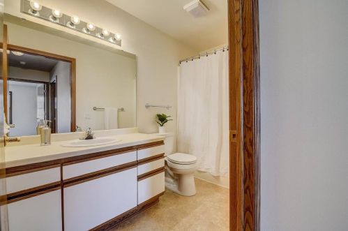 6014 Dell Dr, Madison WI  53718-8200 exterior