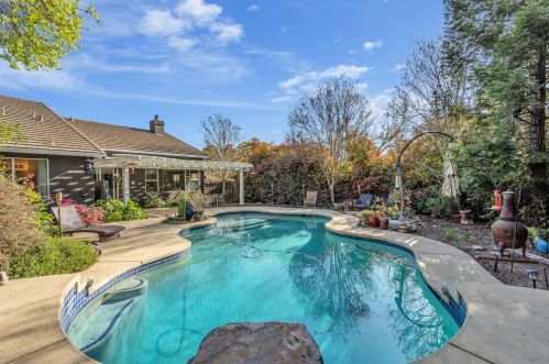 3007 Honey Cir, Folsom CA 95762-6324 exterior