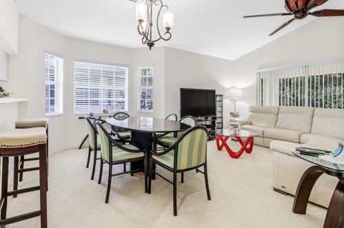 4910 Europa Dr, Naples FL 34105-5671 exterior