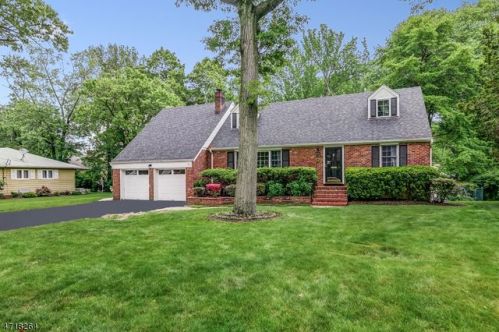 58 High Pt Dr, Springfield NJ  07081-3737 exterior