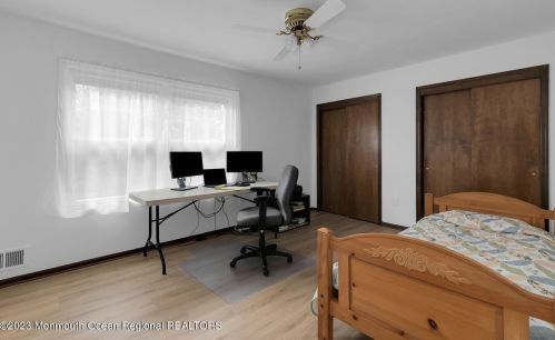 99 4 Winds Dr, Middletown NJ 07748-3134 exterior