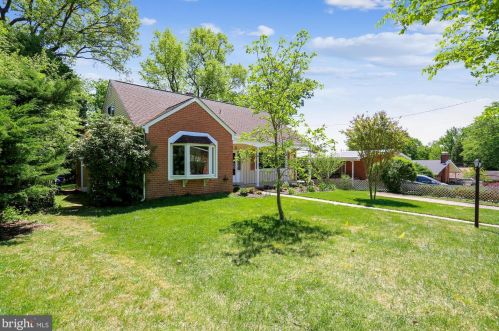 11513 Lovejoy St, Silver Spring, MD 20902-3144