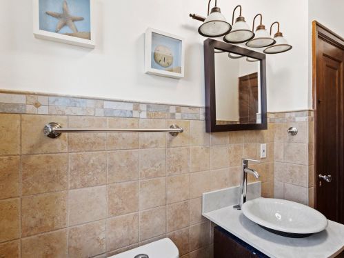 3227 Layton Ave, Milwaukee WI  53221-2632 exterior