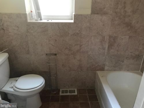 1909 Federal St, Philadelphia PA 19146-2917 exterior