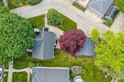 2854 Lefeber Ave, Milwaukee WI 53210-1142 exterior