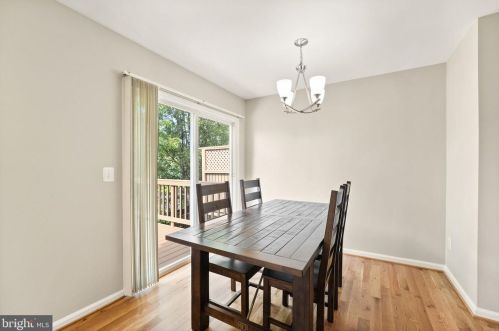 106 Ingle Pl, Alexandria VA 22304-7600 exterior