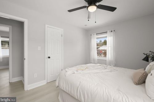 2202 Arden Dr, Fallston MD 21047-1402 exterior