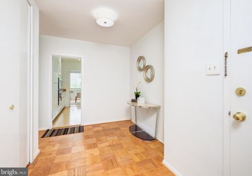 4101 Cathedral Ave, Washington DC  20016-3585 exterior