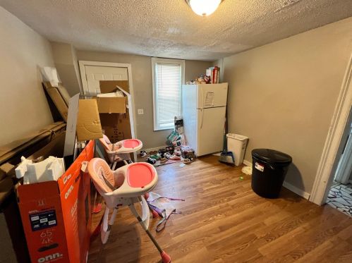 819 10 St, Grand Rapids MI 49504-4370 exterior