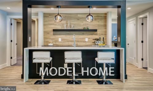 1713 Macon St, Mc Lean VA  22101-5130 exterior