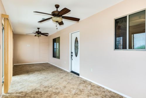 43928 20th St, Phoenix AZ 85006-2323 exterior