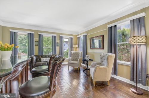 5 Cobblestone Ct, Columbus NJ 08022-1969 exterior