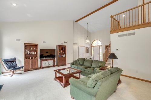 16820 Renee Dr, Macomb Township MI 48042-2324 exterior