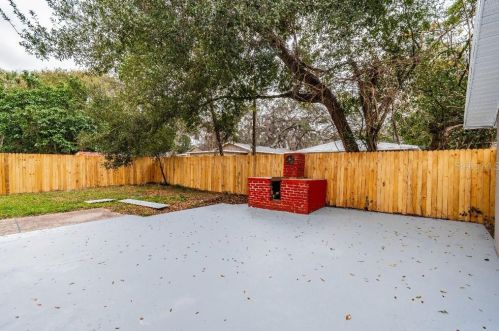 1301 Ellicott St, Tampa FL 33603-2523 exterior