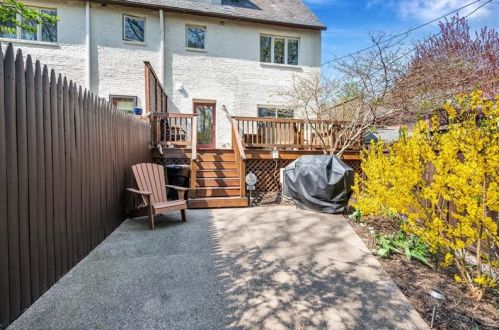 505 Amberson Ave, Pittsburgh PA 15232-1412 exterior