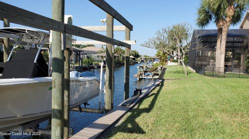 505 Riv Moorings Dr, Merritt Island FL 32953-7846 exterior