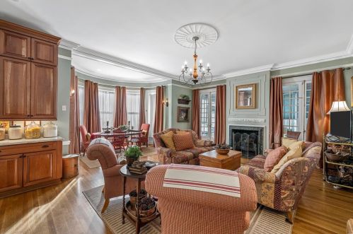 36 Portland Pl, Saint Louis MO 63108-1242 exterior