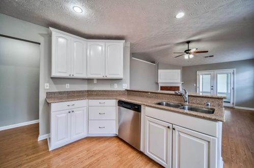 1249 Summerstone Trce, Austell GA 30168-6120 exterior