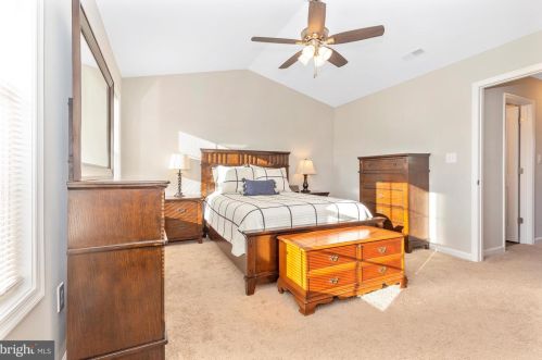 204 Overlook Dr, Hanover PA  17331-9136 exterior