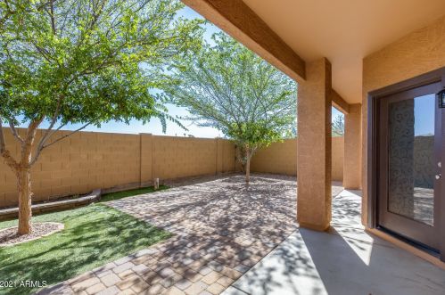 4831 4 Ave, Phoenix AZ 85041-5745 exterior