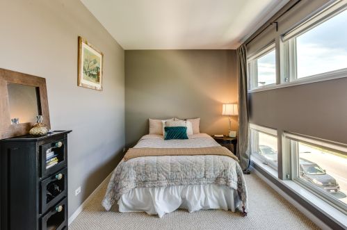 1741 Kedzie Ave, Chicago IL 60652-1909 exterior