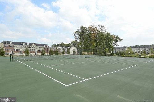 7417 Macon Dr, Glen Burnie MD 21060-8387 exterior