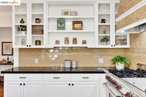 683 Arlington Ave, Berkeley CA 94707-1039 exterior