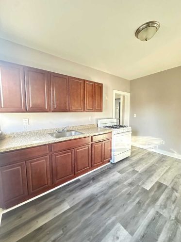 60 Cherry St, Poughkeepsie NY  12601-3412 exterior