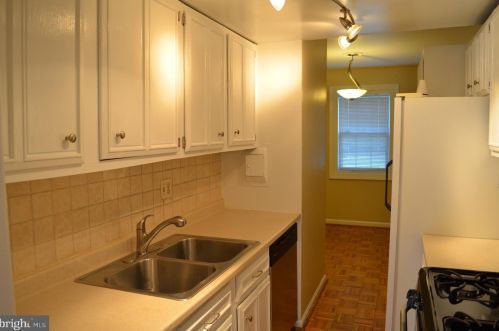 8902 16th St, Silver Spring MD 20910-2231 exterior