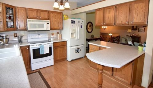 205 Royal Crest Dr, Canton, WI 54868-1871