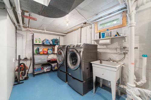 1536 Fern Ave, Duluth MN 55805-1133 exterior