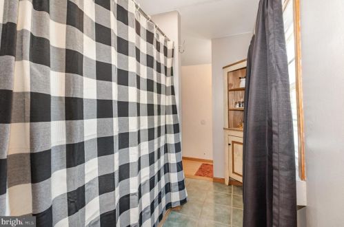 2189 Baltimore Pike, Hanover PA  17331-9610 exterior