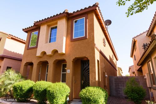 7753 Bonitos Dr, Phoenix, AZ 85035-5076