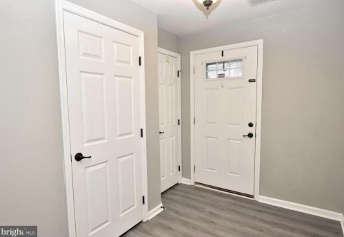 848 Blossom Dr, Hanover, PA 17331-2073