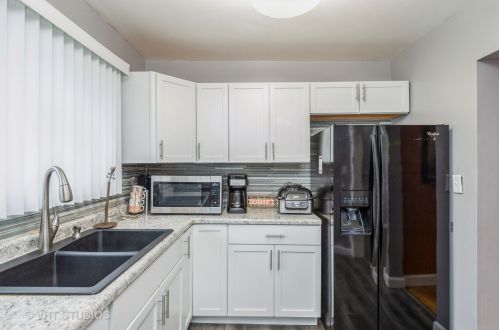 1839 14 Ave, Broadview IL 60155-3136 exterior