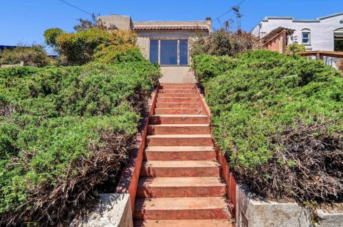 1625 San Lorenzo Ave, Berkeley, CA 94707-1823