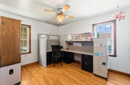 3401 9, Milwaukee WI 53215-5111 exterior