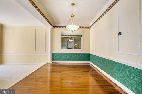 8402 Bells Ridge Ter, Rockville MD 20854-2799 exterior