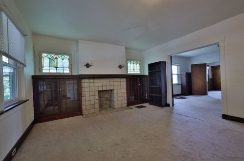 3412 Iowa St, Pittsburgh PA  15219-5751 exterior