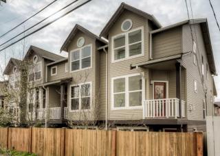 4428 44th Ave, Seattle WA  98116-4935 exterior