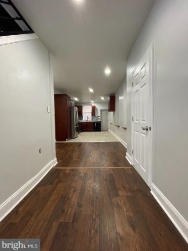 4037 8th St, Philadelphia PA 19140-2233 exterior