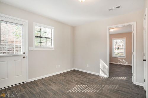 972 Timbervale Ln, Lithonia GA  30058-6010 exterior