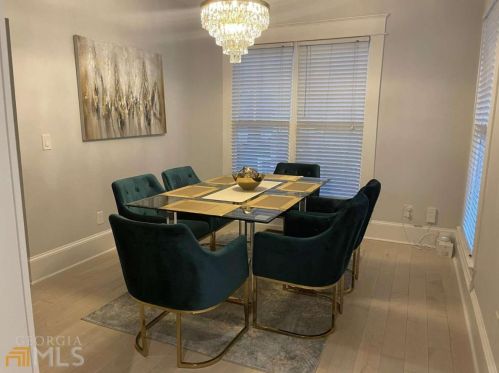 560 Morgan St, Atlanta GA 30308-2821 exterior