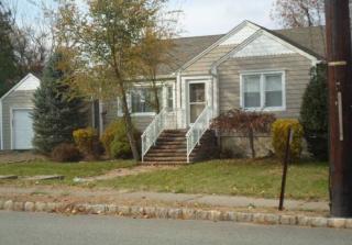 57 Hollywood Ave, Fairfield NJ  07004-1201 exterior